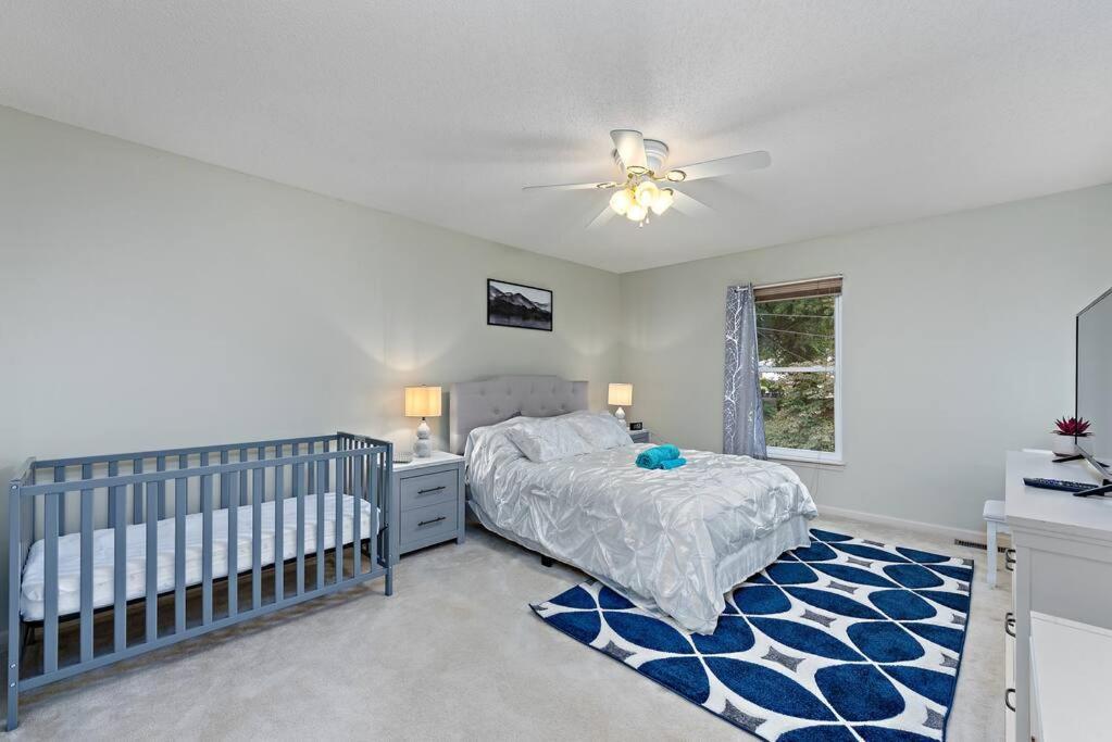 Beautiful Townhome, 11 Minutes To Downtown, Kcmo. Kansas City Exterior photo